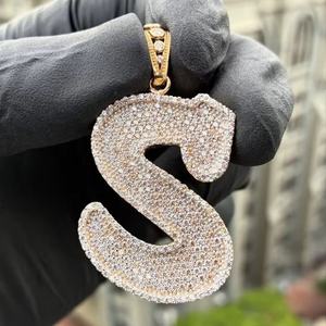 Pendentif personnalisé en argent plaqué luxe avec initiale, bijoux hip-hop pour rappeurs, argent sterling 925, moissanite, unisexe, à porter tous les jours - Product Image 5