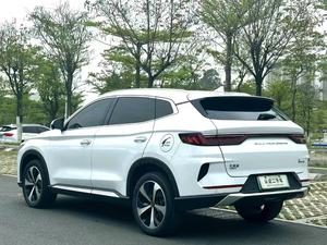 Выгодная цена на подержанный гибридный автомобиль BYD Song Plus DM-i 2021, 51 км, версия Premium, компактный кроссовер, в наличии, хит продаж - Product Image 3