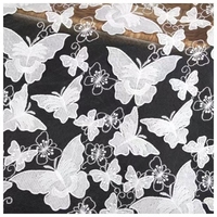 Dernière Nouveauté : Tissu de Robe de Mariée en Soie de Lait Écologique Brodé de Papillons 3D en Dentelle Blanche et Maille