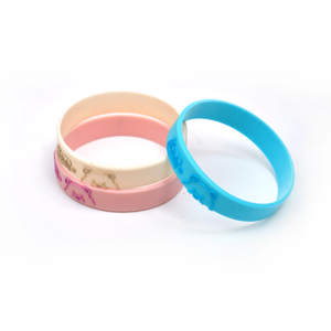 Gioielli all'ingrosso per bambini adulti cartone animato in rilievo personalizzato il tuo braccialetto di gomma braccialetto cinturino da polso in Silicone - Product Image 2