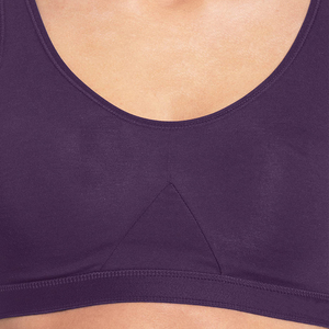 Sujetador Deportivo de Alto Rendimiento para Mujer con Logotipo Frontal, Alta Sujeción y Absorción de Humedad para Correr y Entrenar - Venta al por Mayor - Product Image 4