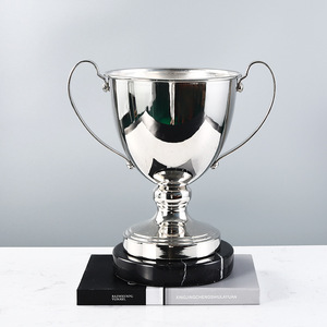 Match de ligue de football personnalisé <span class=keywords><strong>Mini</strong></span> trophée <span class=keywords><strong>du</strong></span> championnat d'Europe <span class=keywords><strong>Coupe</strong></span> promotionnelle Trophée de la Ligue des champions en alliage de zinc métallique - Product Image 3