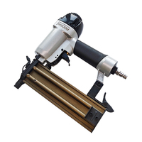 Outils pneumatiques professionnels WISDOM Agrafeuse pneumatique 18GA 25-50mm Pistolet à clous Clous F50 Agrafeuses pneumatiques pour bois Outils Armoires