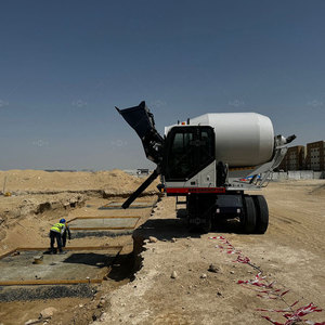 4.0立方米每批移动式自装混凝土搅拌机销售迪拜 - Product Image 1
