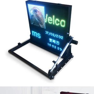 Pantalla LED de Tráfico Plegable con Montaje Magnético, IP65 Recargable para Uso en Vehículos - Product Image 4
