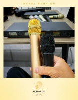 Système de microphones dynamiques sans fil OEM Type C en métal 1-vers-4 avec suppression du bruit pour performances live dorées