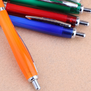 Stylos à bille publicitaires personnalisés en plastique recyclé avec logo – Stylo publicitaire - Product Image 6