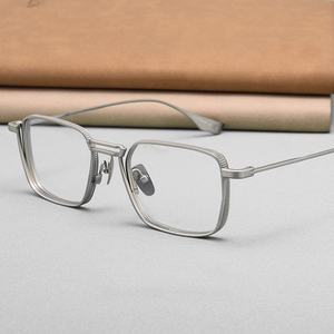 Jiojew Monture Optique Large en Titane avec Verres <span class=keywords><strong>de</strong></span> Haute Puissance pour Myopie, Lunettes <span class=keywords><strong>de</strong></span> Lecture Progressives, Lunettes <span class=keywords><strong>de</strong></span> <span class=keywords><strong>Vue</strong></span> sur Ordonnance - Product Image 5