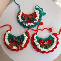 Alpet Écharpe de cou pour chat, chien et poupée, tricotée à la main en fil de laine, motif quadrillé vert et rouge, mignonne, pour l'hiver, le printemps et Noël