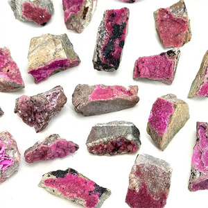 Recién llegados Especímenes de minerales preciosos naturales Cobaltocalcita sin calentar Rosa Cobalto rojo Calcita Piedra cruda para la venta - Product Image 4