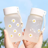 Kecolove botol air dapat didaur ulang siswa, hadiah sekolah bunga aster Mini lucu yang dapat disesuaikan 480ml dengan pegangan
