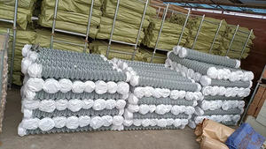 Venta caliente <span class=keywords><strong>de</strong></span> rollos <span class=keywords><strong>de</strong></span> <span class=keywords><strong>malla</strong></span> recubiertos <span class=keywords><strong>de</strong></span> PVC galvanizado <span class=keywords><strong>de</strong></span> alta calidad, paneles <span class=keywords><strong>de</strong></span> valla <span class=keywords><strong>de</strong></span> eslabones <span class=keywords><strong>de</strong></span> cadena <span class=keywords><strong>de</strong></span> <span class=keywords><strong>alambre</strong></span> ciclónico, valla <span class=keywords><strong>de</strong></span> eslabones <span class=keywords><strong>de</strong></span> cadena - Product Image 6