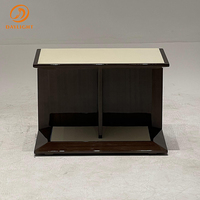 Table basse rectangulaire en bois véritable de noyer avec placage en bois de noyer, design moderne et luxueux, blanc naturel Volakas