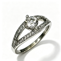 Bagues en laiton plaqué platine, pierres étincelantes élégantes pour les fêtes d'anniversaire, les mariages, les anniversaires de mariage, bijoux de mode, cadeaux
