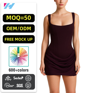 فستان نسائي قصير مخصص للحفلات والسهرات بتصميم أنيق وعصري برقبة مربعة وخصر مجعد - Product Image 1