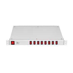 PDU commuté 19 pouces 8 voies Prises EU Une entrée Prises IEC C14 avec fusible 8 voies Petites unités de distribution d'alimentation à commutation - Product Image 3