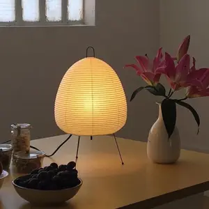 Современная настольная лампа ручной работы из белой рисовой бумаги, Напольная Лампа с металлическим основанием