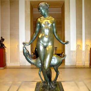 Scultura da donna in bronzo nudo a grandezza naturale elegante dal Design classico
