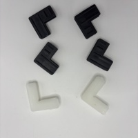 Joint d'angle en PVC noir et blanc pour moustiquaire coulissante