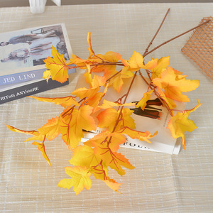 Arrangement de feuilles d'érable artificielles Flower Delight, feuilles de soie mélangées, décoration de Noël pour la maison, 12 pouces, décoration végétale écologique - Product Image 4