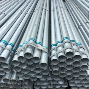 Profilé de <span class=keywords><strong>tube</strong></span> rectangulaire Q235 en acier galvanisé noir, tuyau pour <span class=keywords><strong>piscine</strong></span> hors sol avec structure métallique, diamètre extérieur 60-76 mm - Product Image 3