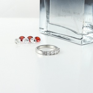 yunnique Stainless Steel <b>Ring</b> With Round Diamonds Prong Setting Wedding Band Unisex Jewelry Silver Color - Product Image 3