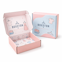 Boîte d'emballage pour chaussures en carton ondulé personnalisée, haut de gamme, imperméable, avec logo et doublure en mousse pour les marques de vêtements
