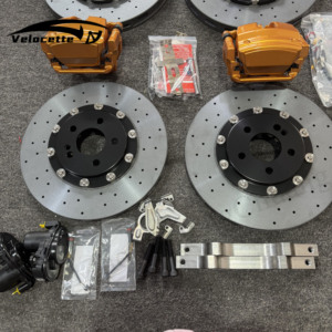 Kit d'étriers de frein et disques carbone-céramique 4-6 pistons pour <span class=keywords><strong>Mercedes</strong></span>-<span class=keywords><strong>AMG</strong></span> A45 <span class=keywords><strong>S</strong></span> CLA45 <span class=keywords><strong>S</strong></span> C63 <span class=keywords><strong>S</strong></span> E63 <span class=keywords><strong>S</strong></span> <span class=keywords><strong>GT</strong></span> <span class=keywords><strong>63</strong></span> <span class=keywords><strong>S</strong></span> S63 L - Product Image 3