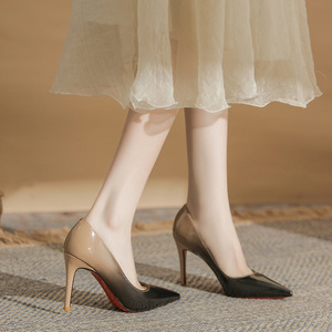 Escarpins en cuir verni à bout pointu et talon aiguille super haut de 8 cm, chaussures de mariée tendance pour femme, couleur unie, à enfiler - Product Image 3