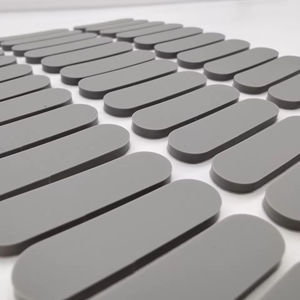 Pés de Borracha de Silicone Antiderrapantes Autoadesivos 3M com Corte Personalizado para Fixação Segura - Produtos de Borracha - Product Image 3