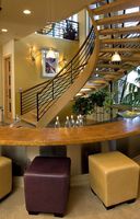Escalier intérieur droit en bois Villa de luxe-Escalier intérieur moderne et durable en bois massif