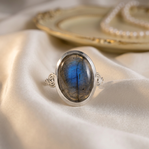 Anillo de Labradorita Lunar Vintage, Plata de Ley 925, Gema Natural, Hecho a Mano, Joyería Moku, Clásico Cristiano, para Mujer - Product Image 2