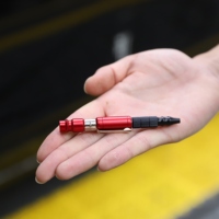 FUOU prix usine stylo forme Mini pistolet à Air Portable pneumatique aérographe coup poussière stylo Mini poche air poussière pistolet