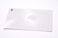 Rouleau de papier d'emballage imperméable enduit jetable de 2850 mm de large, compatible avec les lignes de machines d'emballage automatiques pour carton ondulé