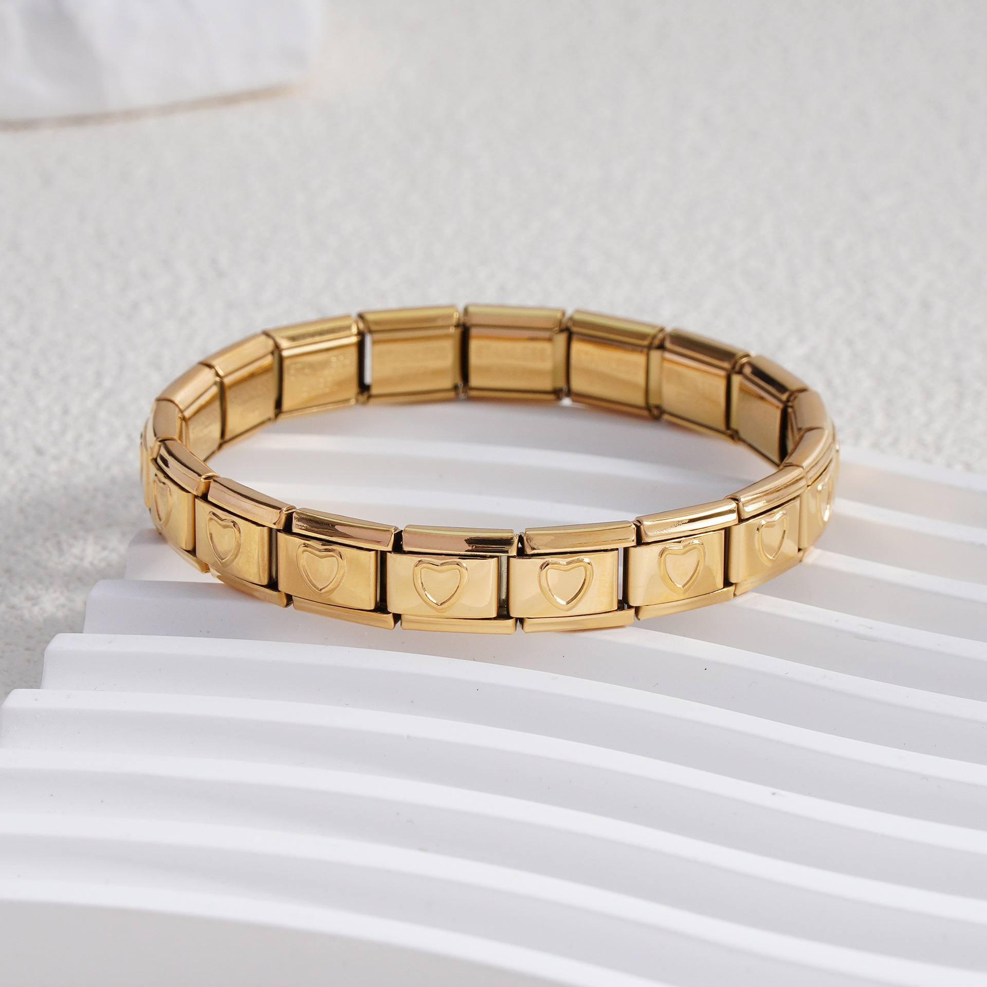 Coeur évidé tout or BD-33