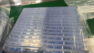 OEM/ODM Aangepaste Merknaam 1-100ml Hyaluronzuur <span class=keywords><strong>Filler</strong></span> |   Mono/Biphasische gel voor gezichts- en lichaamscontouring |   Chinese fabriek - Product Image 6