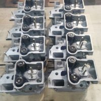 Kepala Silinder FL413FW untuk Suku Cadang Mesin Diesel Deutz 0424 0464 0418 8736 04240464 04188736