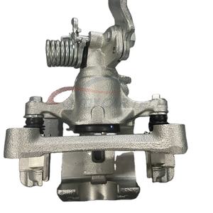 Étrier de frein 44011-31U13 pour NISSAN MAXIMA QX <span class=keywords><strong>A32</strong></span> 94-00 pour NISSAN CEFIRO berline 1994-1999 Vente en gros de pièces automobiles - Product Image 1