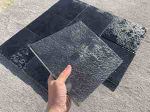 Dalles de pavage en pierre grise Blacklime, coupées à la main, bords aléatoires, épaisses, durables, revêtement de sol extérieur, design de villa haut de gamme - Product Image 2