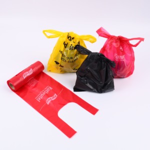 Sacs à crottes de chien biodégradables compostables à 100% en amidon de maïs imprimés sur mesure - Product Image 6