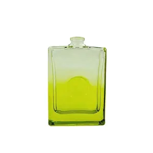 Emballage cosmétique personnalisé de haute qualité bouteille de parfum vert en verre vintage de 60ml