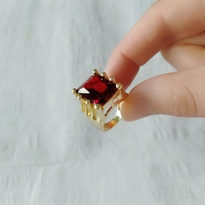 TESS <span class=keywords><strong>JEWELRY</strong></span> 波西米亚榄尖形切割水晶和水钻月亮形爪形镶嵌男女通用戒指，带其他镀金工艺，适合送礼场合 - Product Image 4