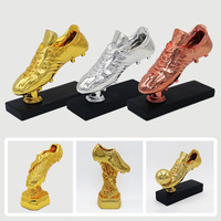 Golden Boot Football Trophy Résine Artisanat Nouveau Joueur Shooter Award pour Club Bar Décorations Gravé Joueur Souvenir