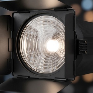 ไฟสปอตไลท์ LED COB แบบซูมอัตโนมัติ Ra95 TLCI95 สีเดียว 300W 12-60 องศา แสงเดย์ไลท์ สำหรับสตูดิโอทีวีและโรงละคร - Product Image 4