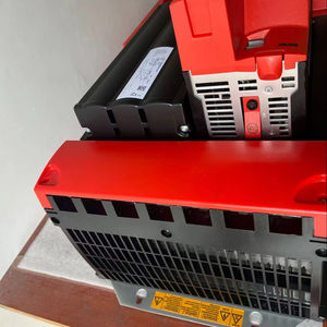 MC07B0900-503-4-00 가변 주파수 드라이브 변환기 3 상 모터 제어 - Product Image 1