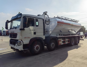 Camión de Carga de Emulsión Mixta y Explosivo ANFO HOWO 8x4 de 32000 kg para Voladuras en Minería - Product Image 5