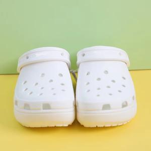 Sabots pour infirmières - Sabots et mules hygiéniques, chaussures idéales pour le personnel médical, les aides infirmières et les soins, accessoires pour infirmières, cadeaux - Product Image 3