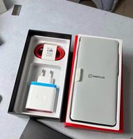 Tout nouveau OnePlus 12 d'outre-mer, 12+16+24 Go, 256/512/1 To, non ouvert, charge rapide, prend en charge le Magasin, multiples fonctionnalités.