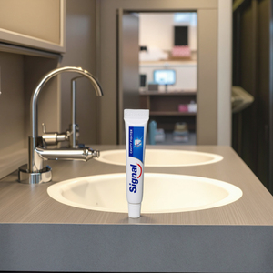 <span class=keywords><strong>Dentifrice</strong></span> <span class=keywords><strong>Signal</strong></span> au fluorure pour la protection des caries, 10g, format voyage jetable pour hôtel, mini <span class=keywords><strong>dentifrice</strong></span> Unilever en tube touristique - Product Image 1