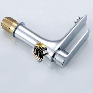 Robinet de lavabo thermostatique bon marché pour lavabo de salle de bain mitigeur en laiton monté sur le pont avec noyau de vanne en céramique pour hôtels - Product Image 3